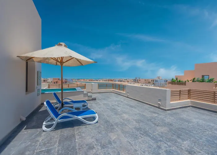 Private Rooftop Pool 3br In Ancient Hill * الجونة