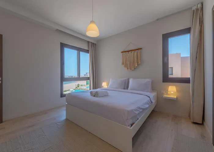 Private Rooftop Pool 3br In Ancient Hill * الجونة